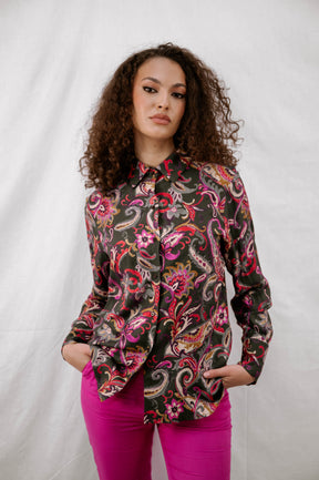 The Eloise Blouse in Ecovero Challis Paisley Satin